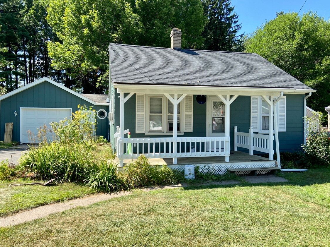 Primary Photo - 94 West St
