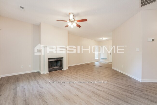 Foto del edificio - 121 Oakland Blvd