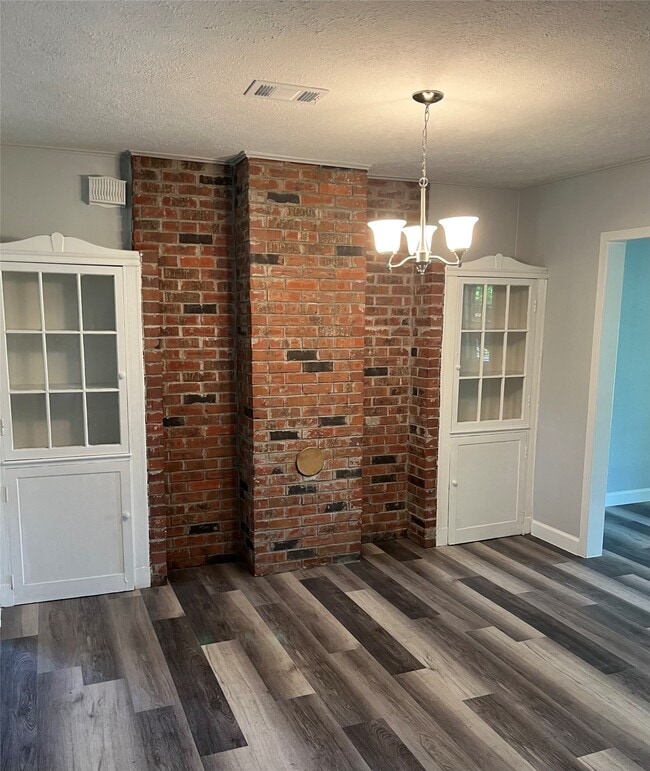 Building Photo - 1320 Montezuma St