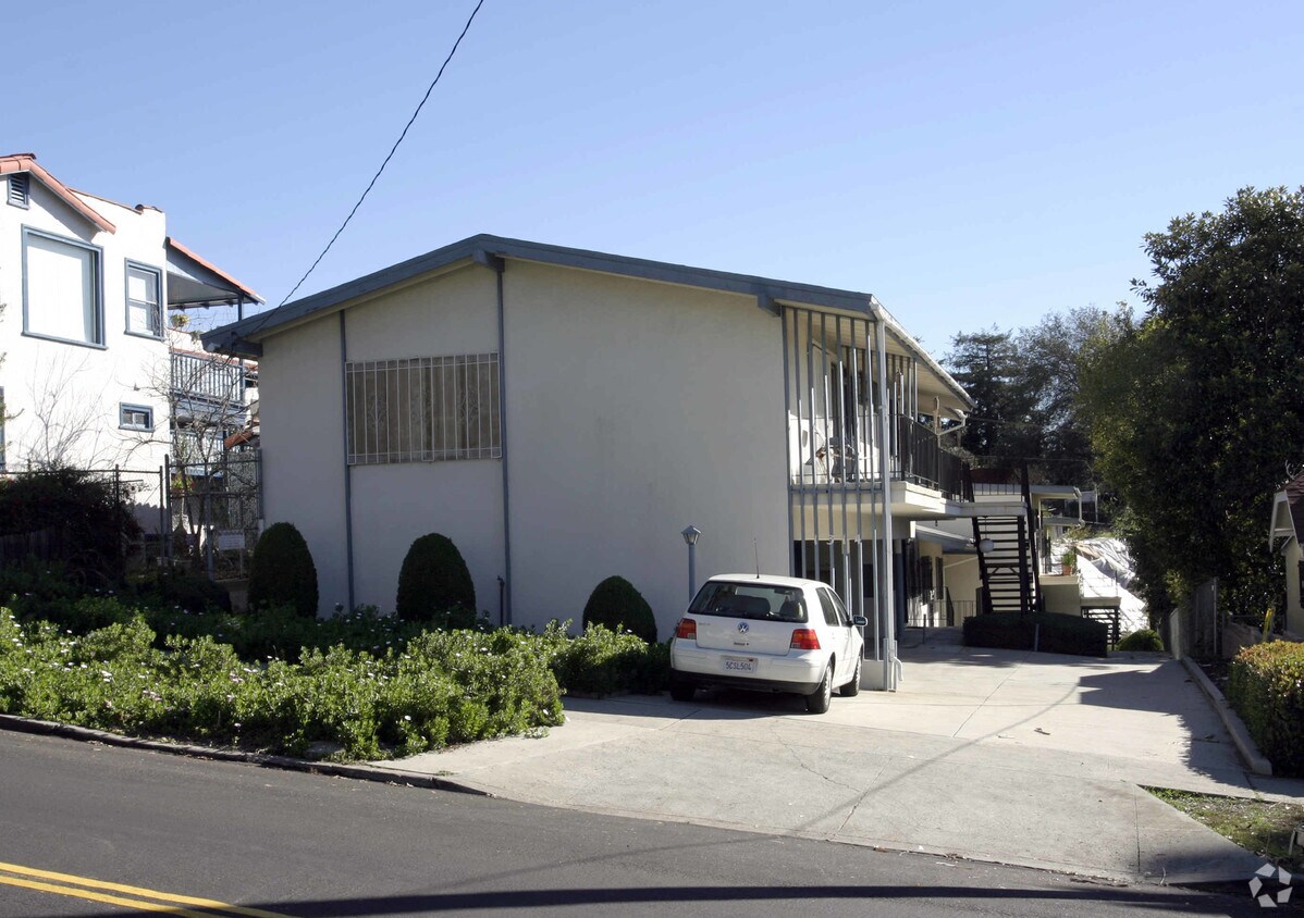 Building Photo - 1314 Maltman Ave