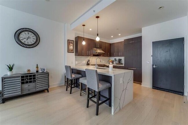 Foto del edificio - 1400 Hudson St