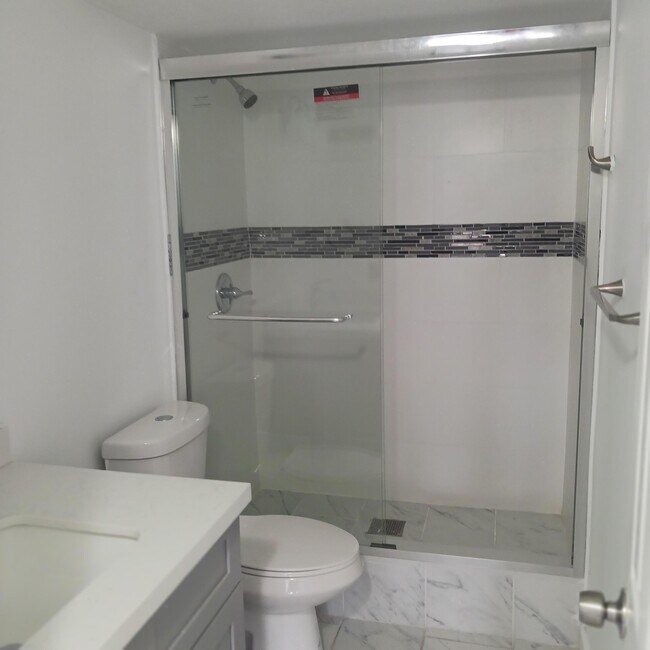 Foto del edificio - 6533 Sweet Maple Ln