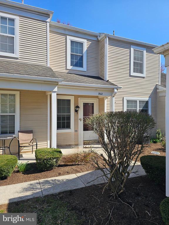 Foto del edificio - 902 Cambridge Ct