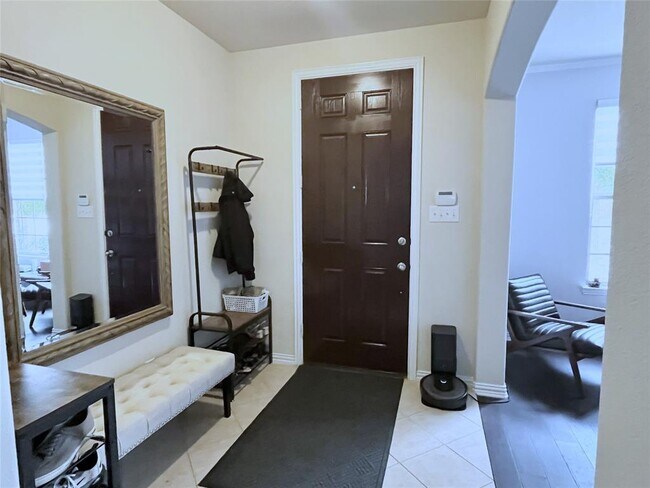 Foto del edificio - 3712 Sweetbriar Dr