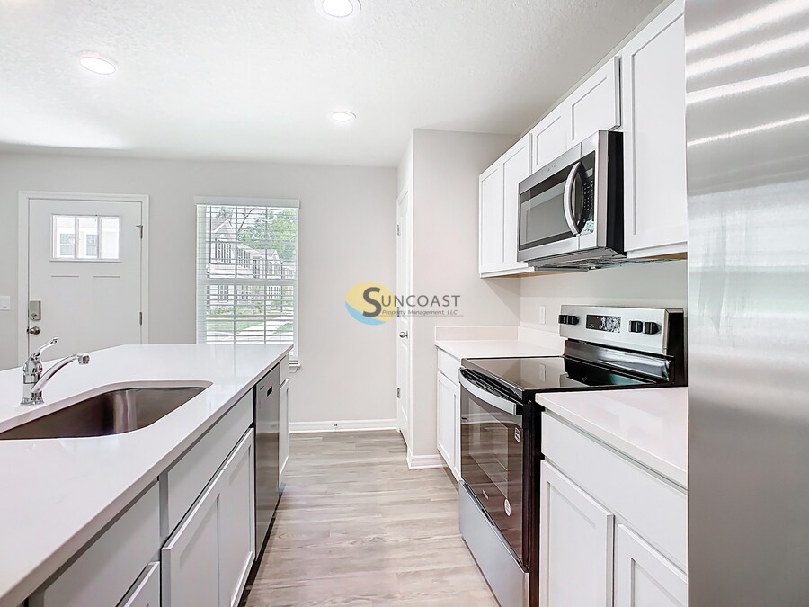 Primary Photo - 3821 SW 43rd Ct