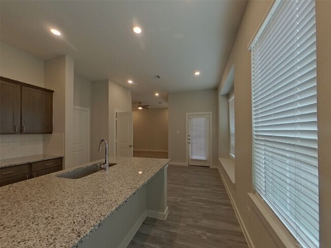 Building Photo - 22812 Terrazzo Dr