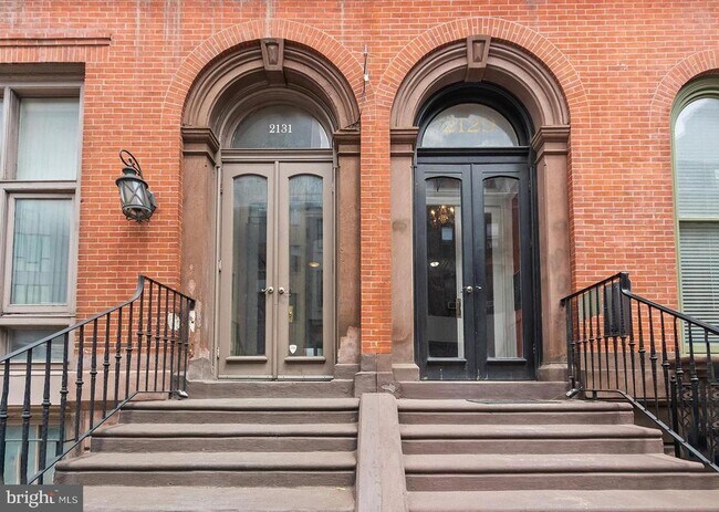 Building Photo - 2129 Walnut St