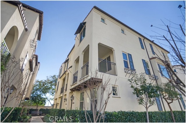 Foto del edificio - 21406 Dahlia Ct