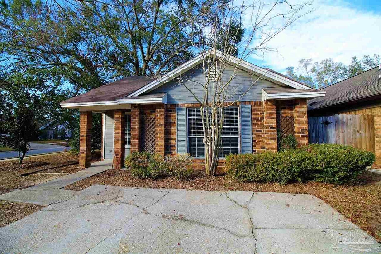 Foto principal - 7526 Southpointe Pl