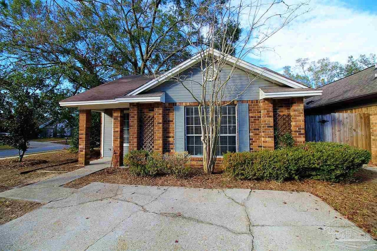Primary Photo - 7526 Southpointe Pl