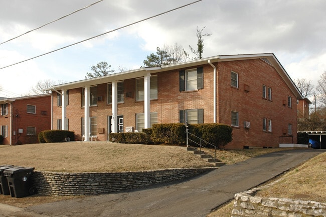 Building Photo - 2721-2739 Brownsboro Rd