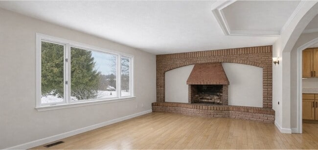 Building Photo - 105 Pomeroy Ln