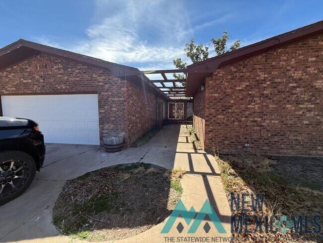 Building Photo - 1317 Piedmont Dr