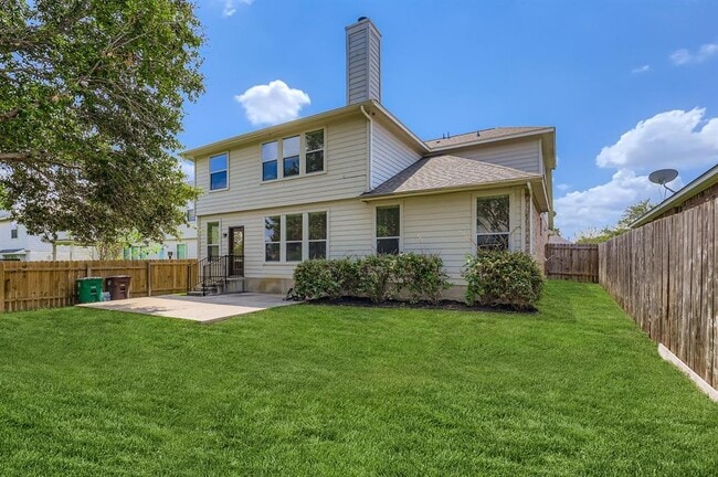 Building Photo - 2712 Pedernales Falls Dr