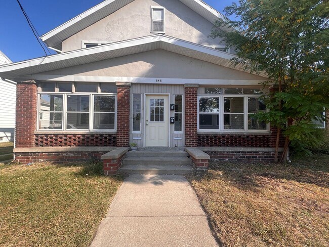 Foto del edificio - 845 Capen St NE