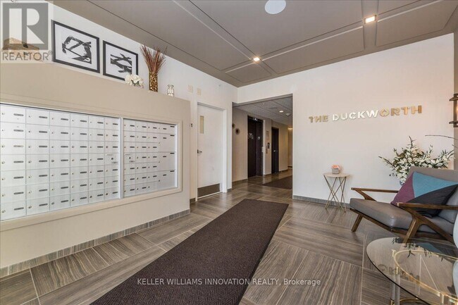 Building Photo - 299 Cundles Rd E