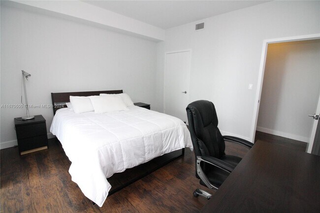Foto del edificio - 1111 SW 1st Ave