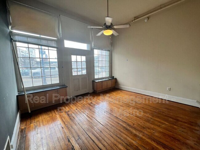Foto del edificio - 1321 1/2 E. Main St.