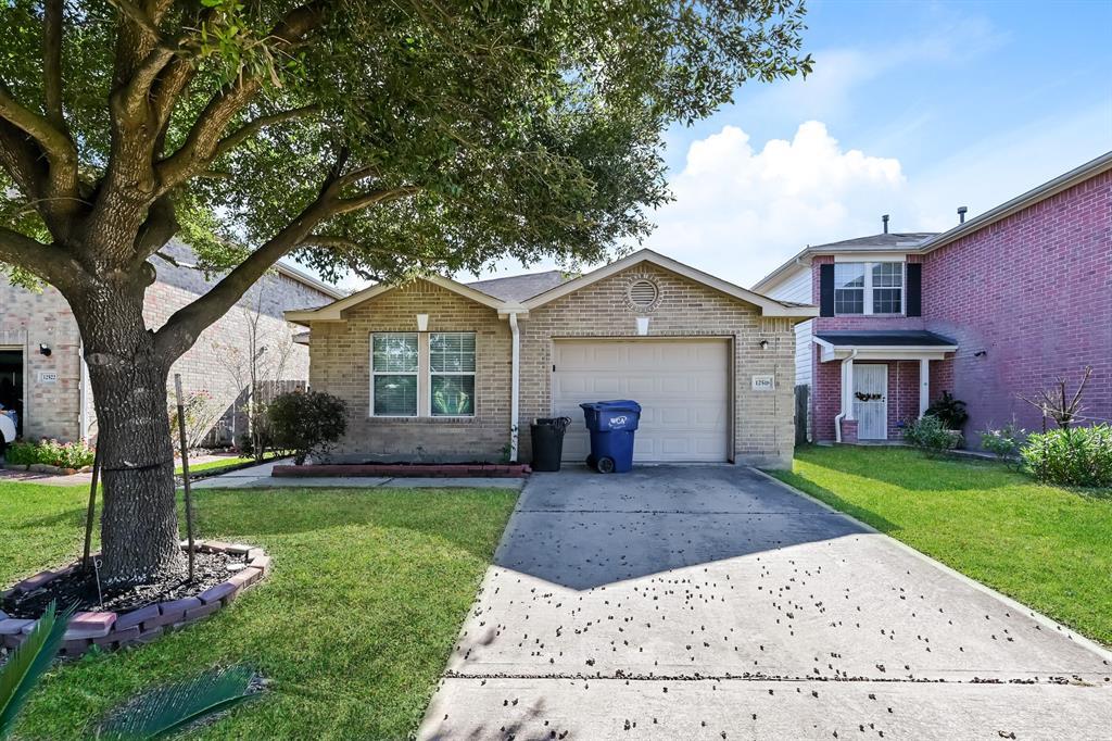 Foto principal - 12518 Rosslare Dr