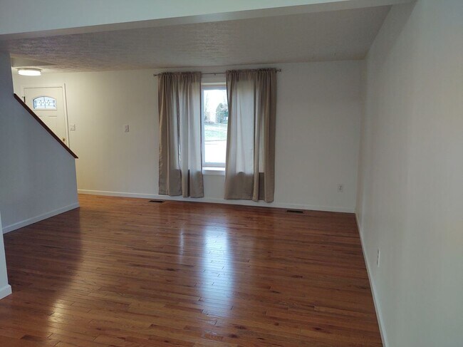 Foto del edificio - 6127 Covered Bridge Rd