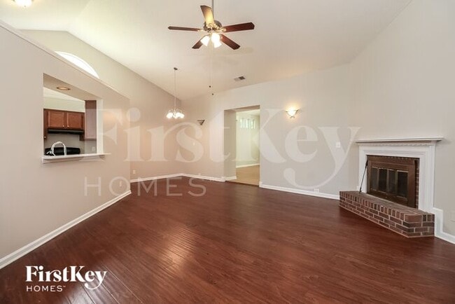 Building Photo - 13224 Greycrest Dr