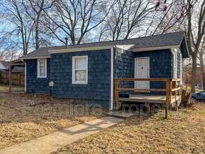 Building Photo - 141 N Home Ave