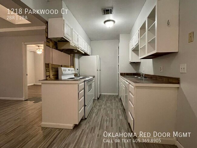 Building Photo - 1218 Parkwood Ct
