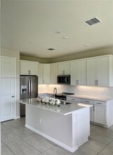Building Photo - 4615 Greenway Dr