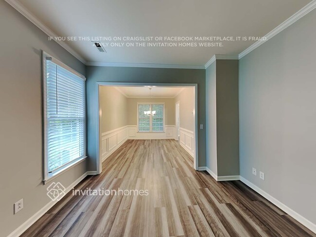 Foto del edificio - 10004 Gladwick Ct