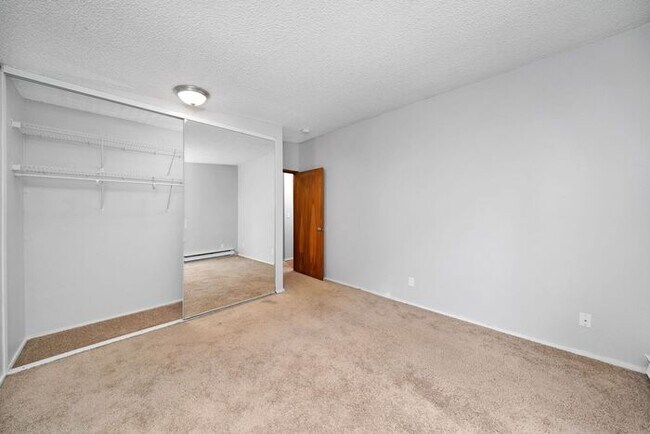 Foto del edificio - Lair Hill is offering a 1bed/1bath!! Get i...