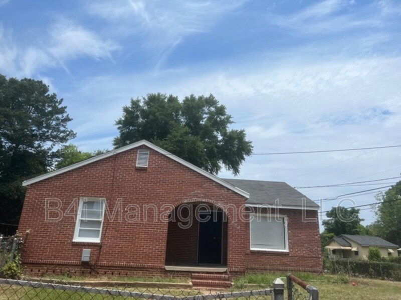 Primary Photo - 263 32nd Ave