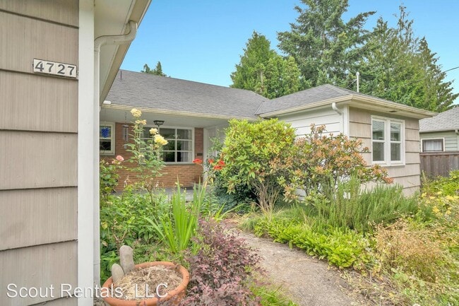 Building Photo - 3 br, 2 bath House - 4727 SE 41st Ave