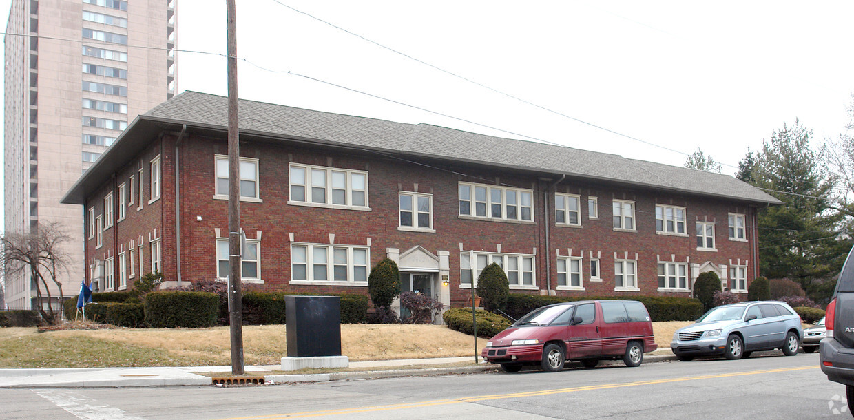 Foto principal - 3802 N Pennsylvania St