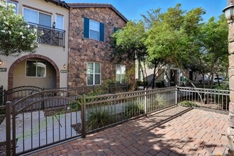 Building Photo - 4761 E Portola Valley Dr