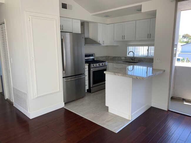 Interior Photo - 125 Hillcrest Drive