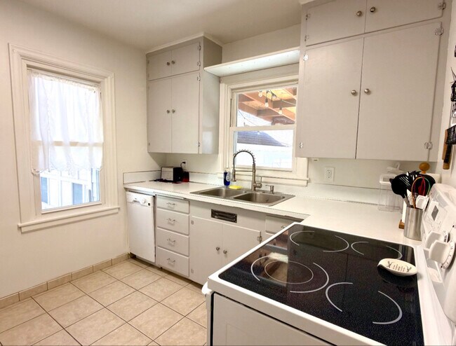 Foto del edificio - 920 Yale Ave