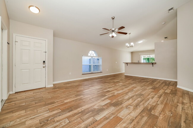 Building Photo - 13719 Gentle Woods Ave