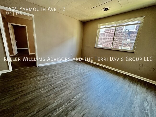 Building Photo - 1409 Yarmouth Ave