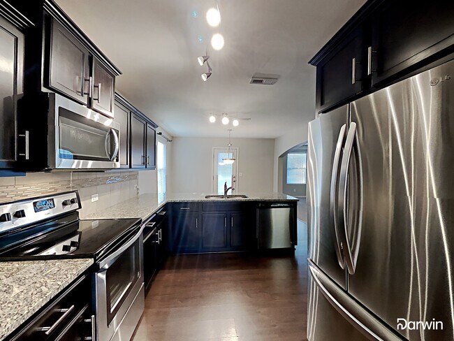 Foto del edificio - 806 Georgia Oak Ln