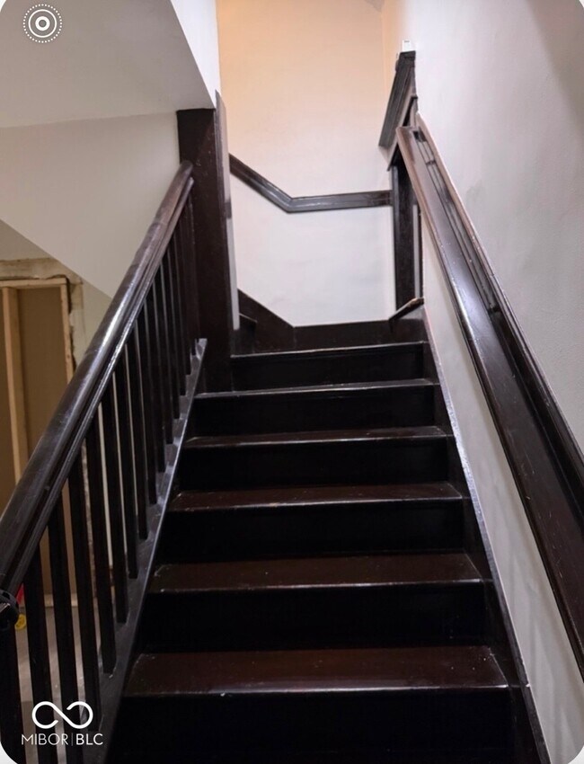 Foto del edificio - 10540 E 25th St