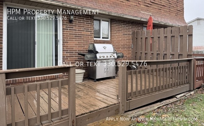 Foto del edificio - Jackson Township Town House For Rent!