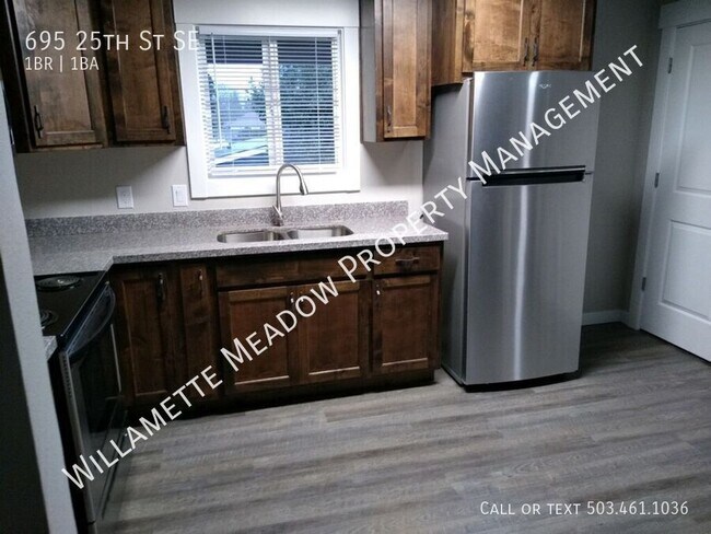 Foto del edificio - 695 25th St SE