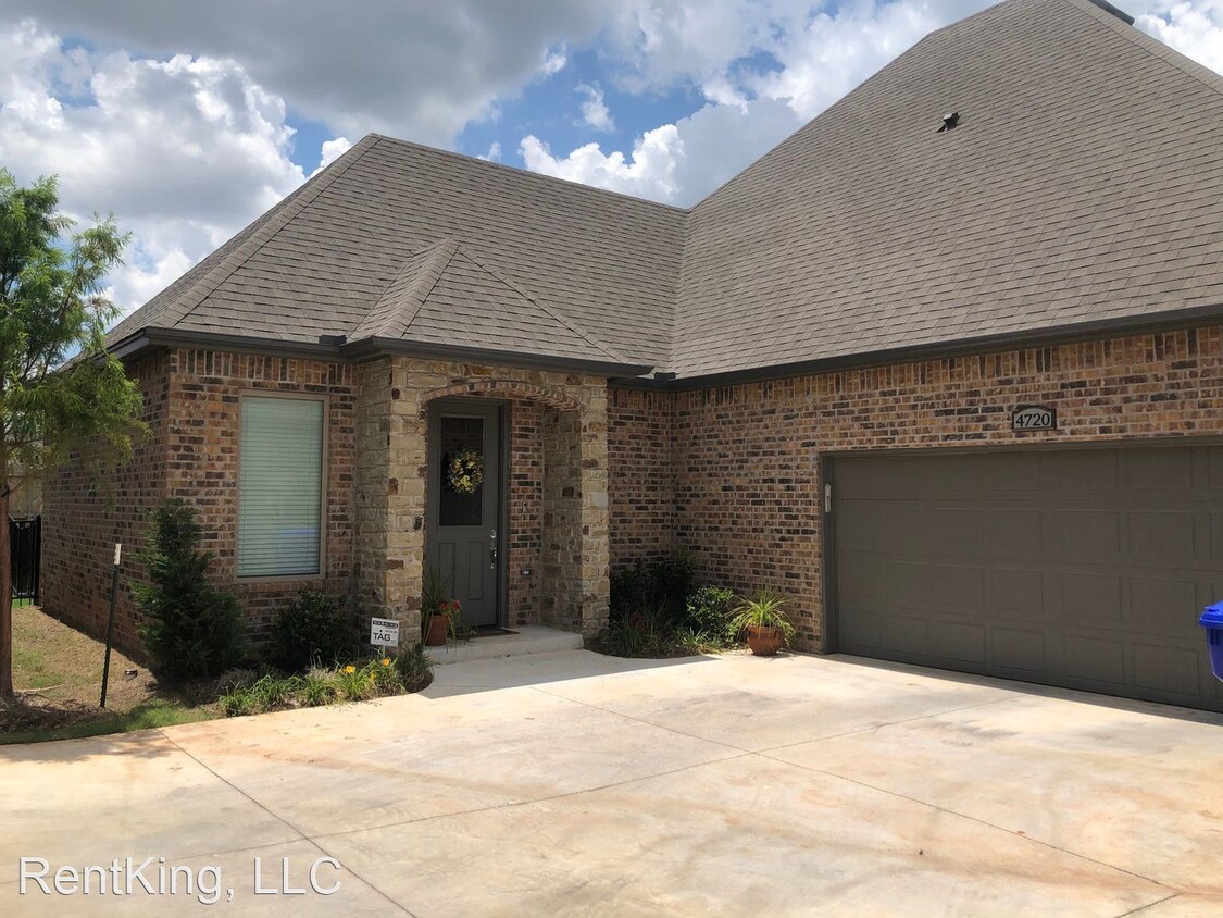 3 br, 2 bath House - 4720 Enclave Lane Photo