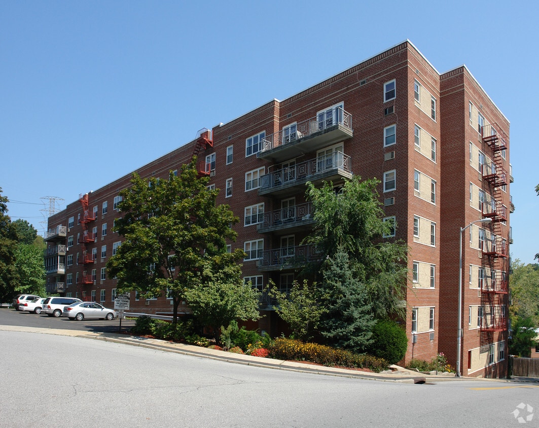 111 Balint Dr, Yonkers, NY 10710 Apartments Yonkers, NY