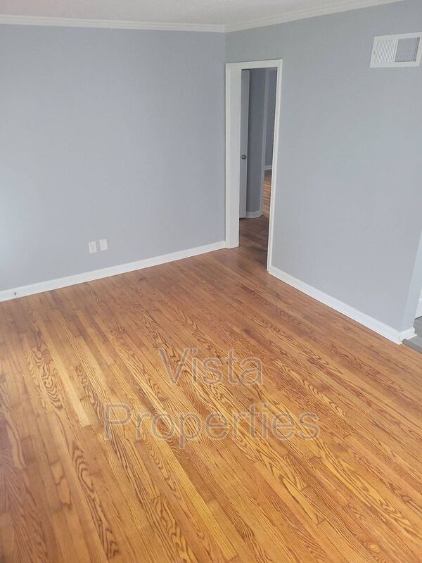 Building Photo - 4103 S Brook St