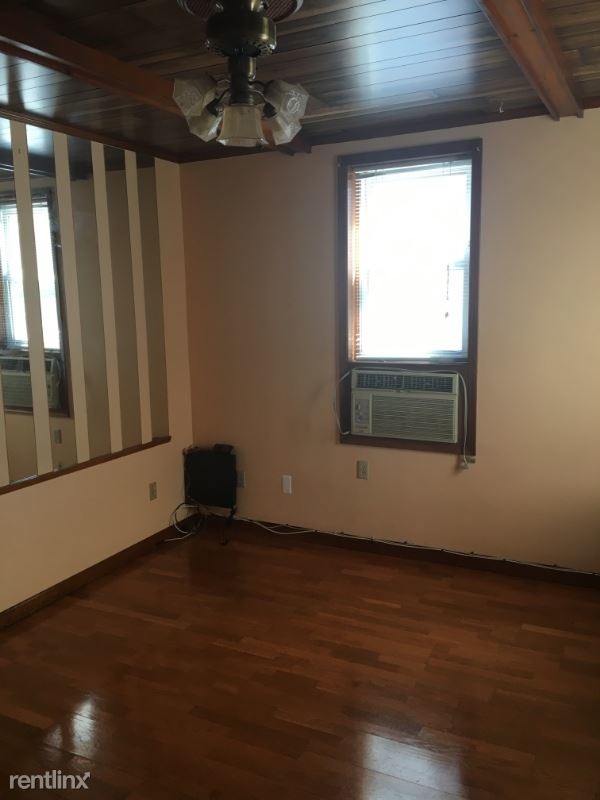 Building Photo - 12 S Corabelle Ave