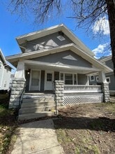 Building Photo - 622 Union St