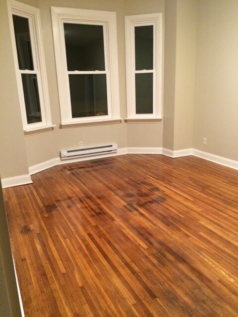 Building Photo - 5 W Oakwood Pl