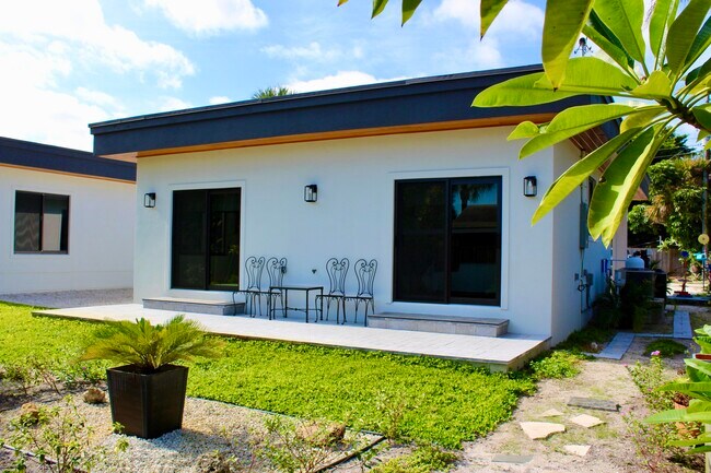 Foto del edificio - 3589 Gibbs Rd