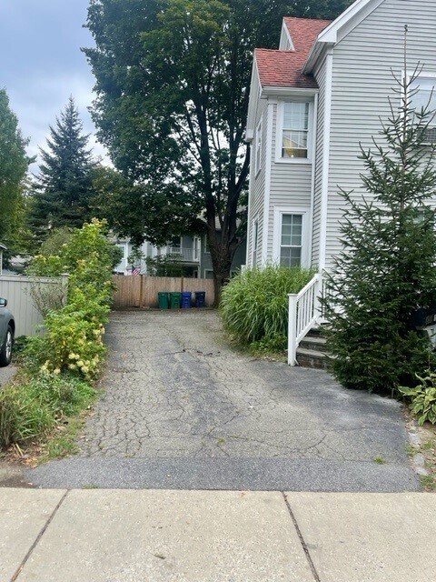 Foto del edificio - 256 Lowell Ave